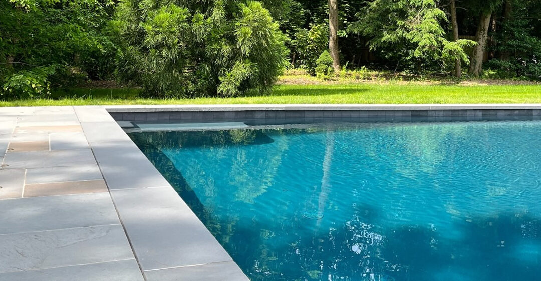 Custom heated pool and spa | Newtown, PA